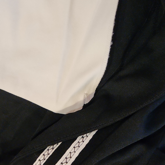 Two Piece Skirt Set - Picture 6 of 8